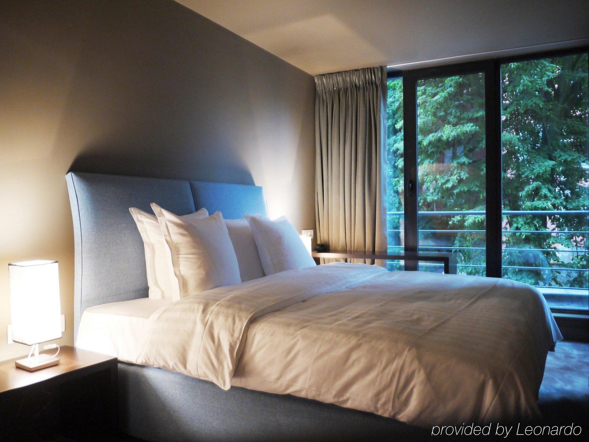 Saint-Gilles Hotel The Neufchatel חדר תמונה