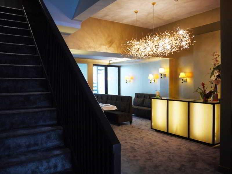 Saint-Gilles Hotel The Neufchatel מראה חיצוני תמונה