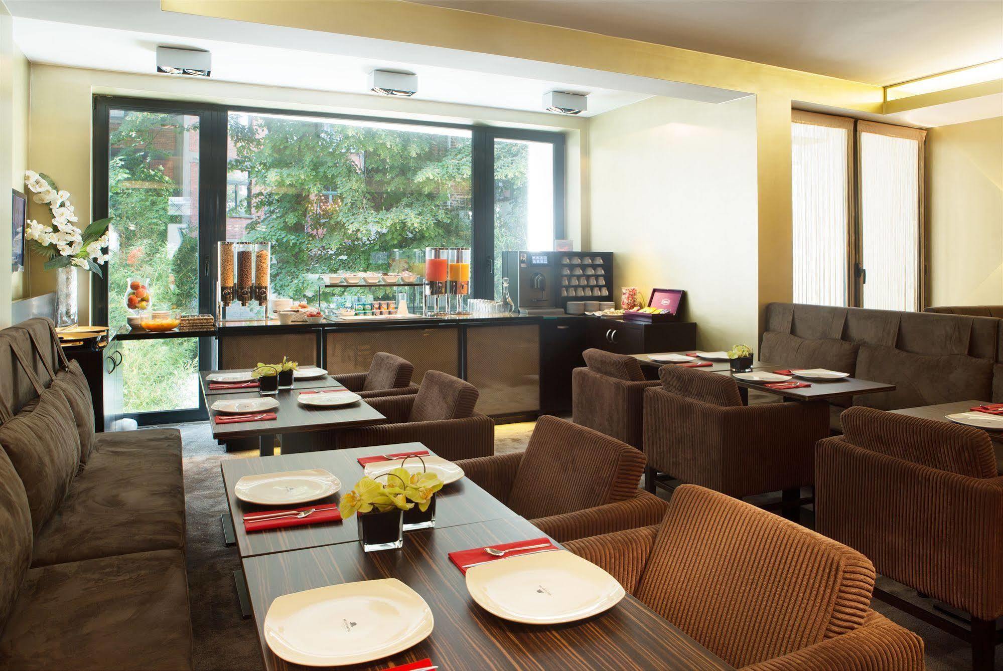 Saint-Gilles Hotel The Neufchatel מראה חיצוני תמונה
